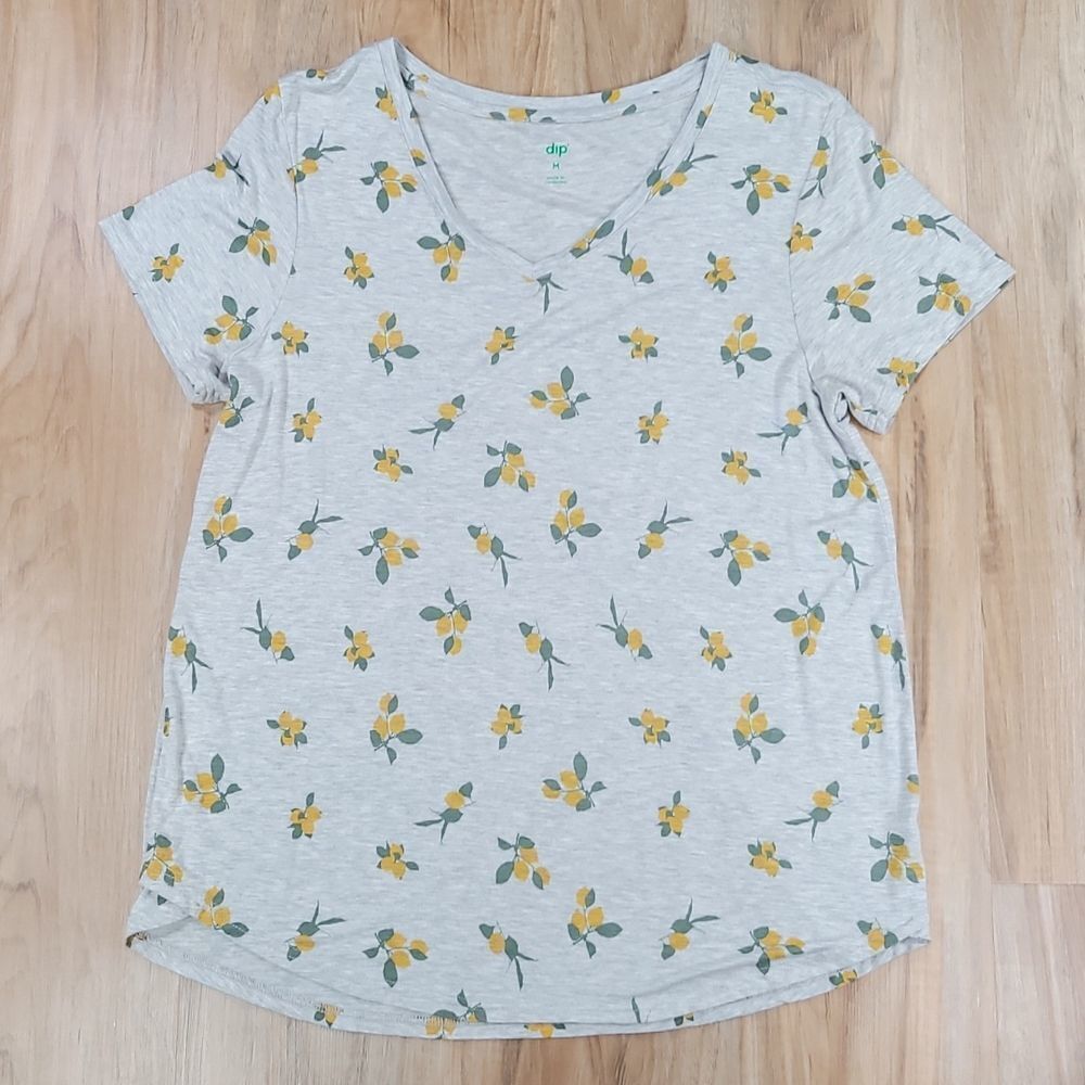 💛Dip Gray & Yellow Lemon Print Short Sleeve Top Medium